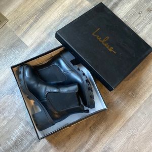 Vendor style Waylon boots